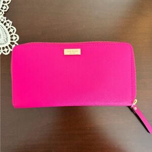 Kate Spade Fuchsia Zip Wallet